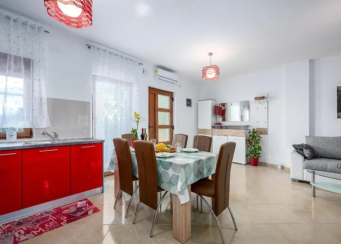 Summer Breeze Marčana